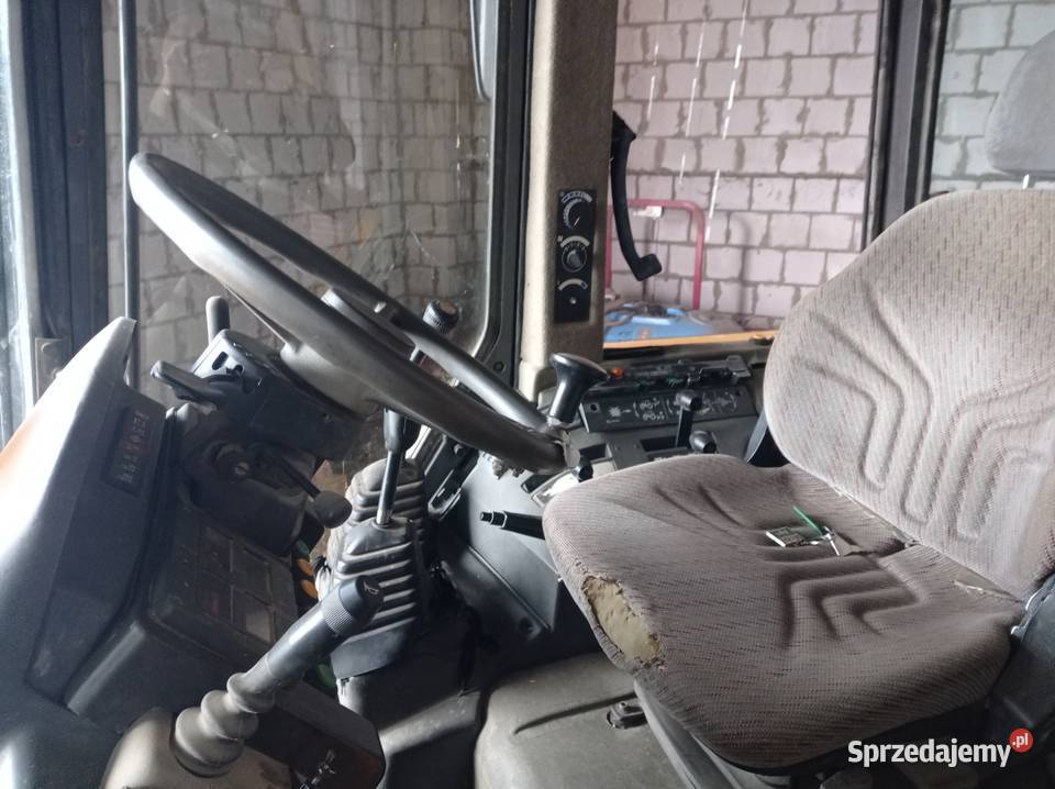 Sprzedam ciągnik renault 15554 sprzedam