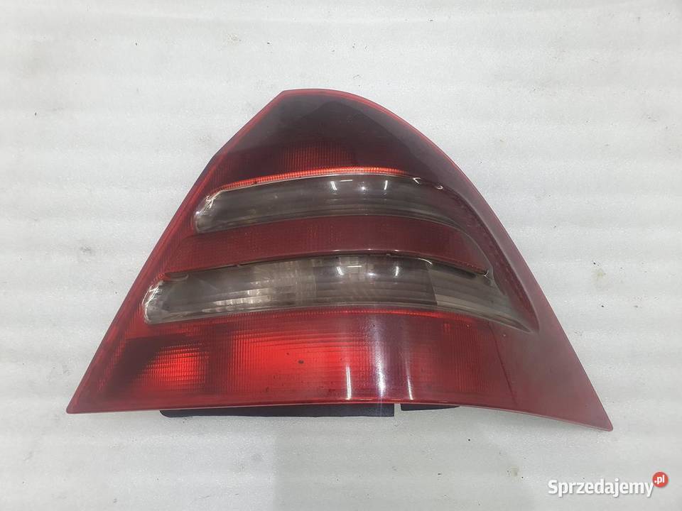 LAMPA PRAWY TYŁ SEDAN MERCEDES W203 EU wielkopolskie