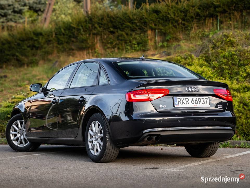 Audi A4 B8 polift 20 Tdi 177 Quattro 160 bluetooth