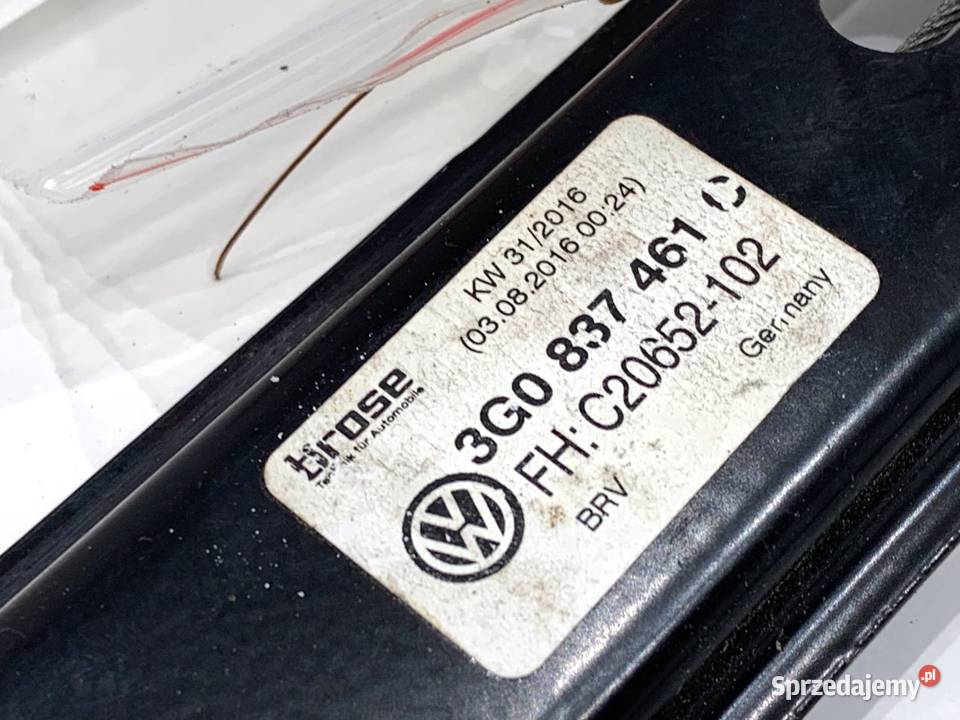 PODNOŚNIK SZYBY LEWY PRZÓD VW PASSAT B8 osobowe podkarpackie