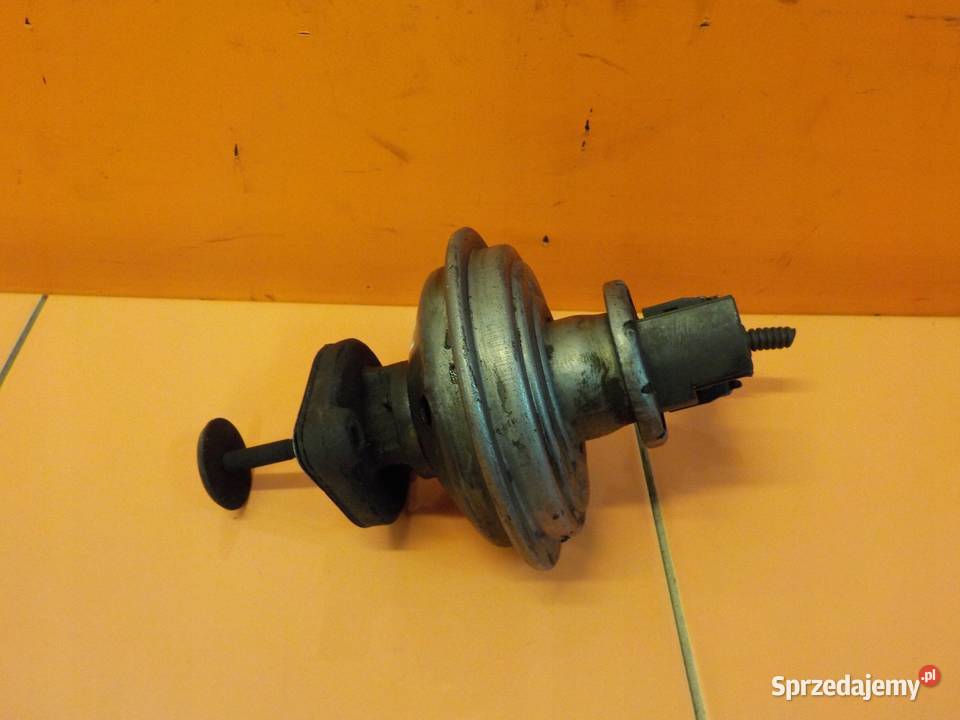BMW E87 E90 20 D 09r zawor EGR Recyrkulacja spalin EGR Suków