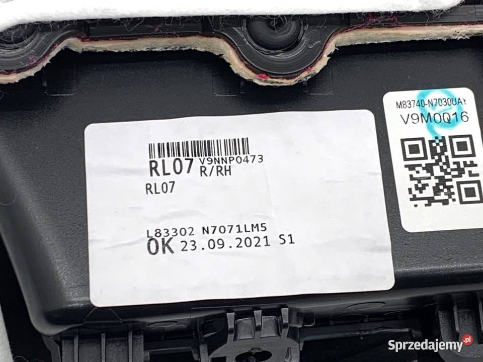 BOCZEK DRZWI PRAWY TYŁ HYUNDAI TUCSON SUV