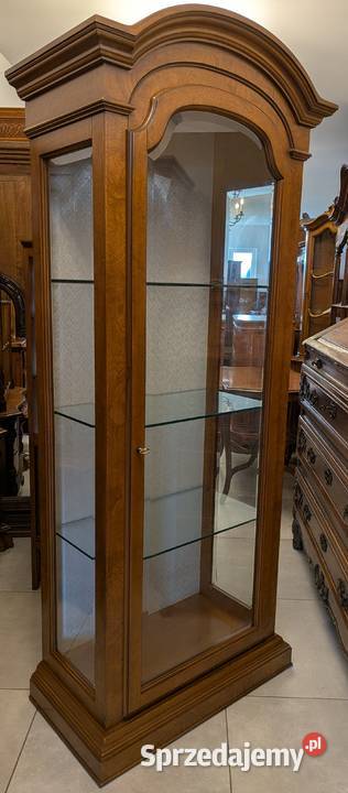 Włoska witrynaserwantka orzechsklep Dąbrowa Dąbrowa Górnicza