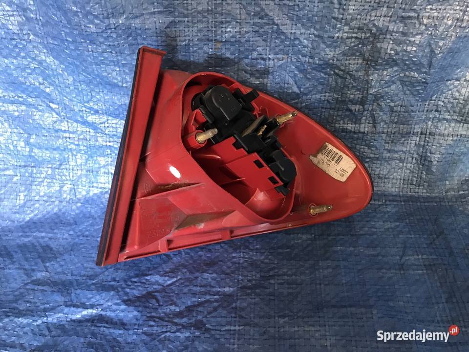 TOYOTA AVENSIS I T22 Lampa Tylna Lewa Tył osobowe dolnośląskie Bolesławiec