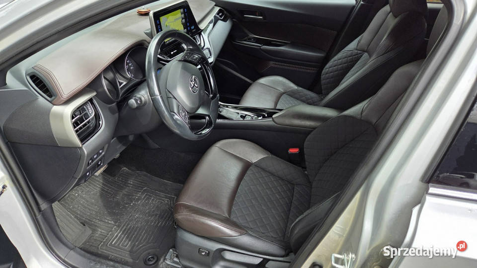 Toyota CHR 18 HSD Salon Bezwypadkowy Blisy 1800cm3 mazowieckie Otwock Mały