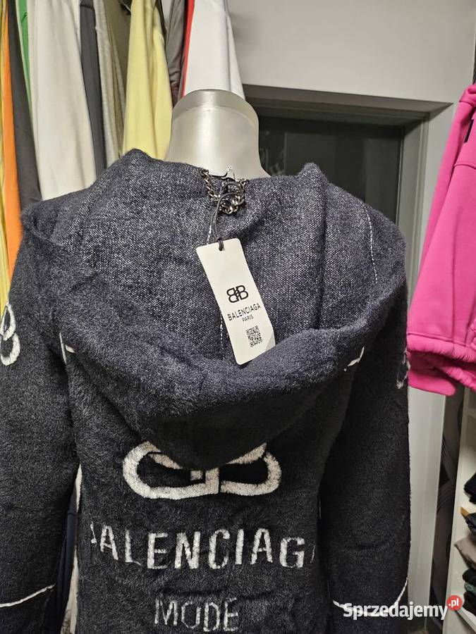 Alpaka Balenciaga Rozmiar 40(L) Odzież damska małopolskie Mucharz