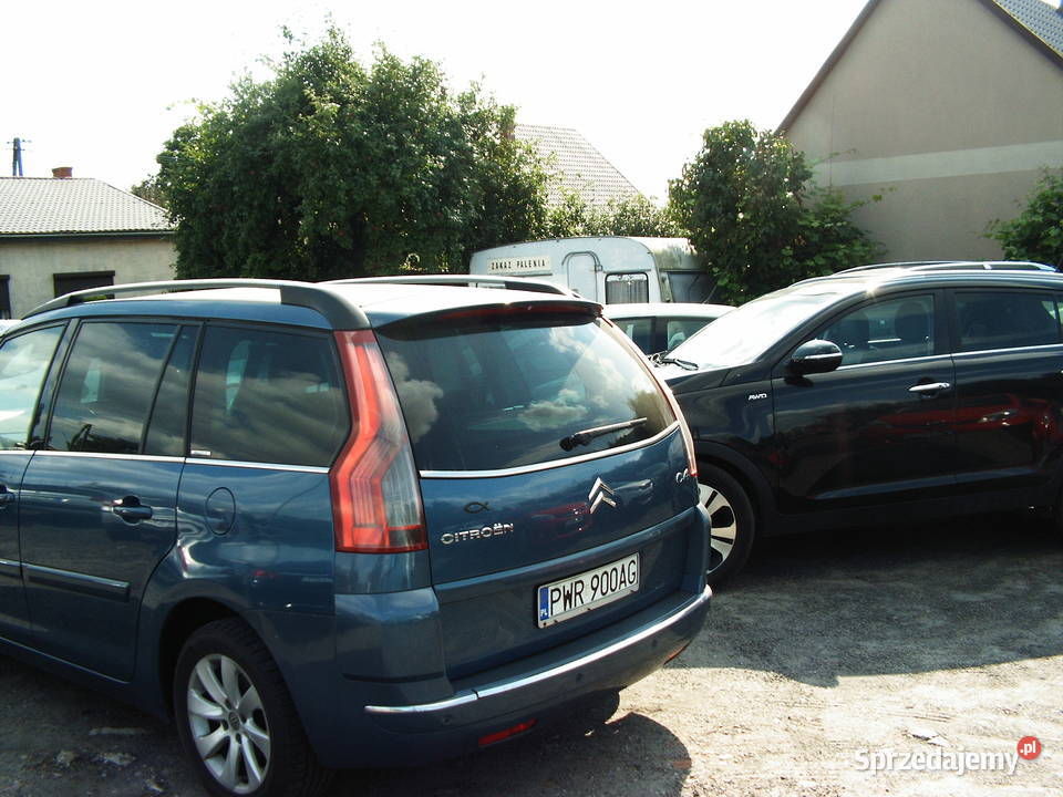 Citroen C4 Grand Picasso 16 HDI 2010 r welurowa tapicerka Września