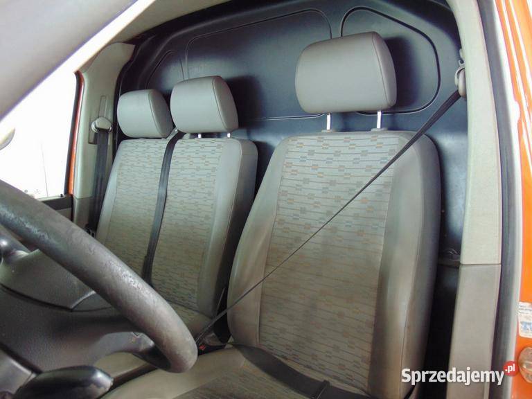 VOLKSWAGEN TRANSPORTER 2010 196800 ccm 140 Warszawa