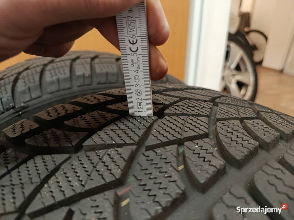 Felgi BMW5 24550R18 opony zima Dunlop 2023 Szczecin