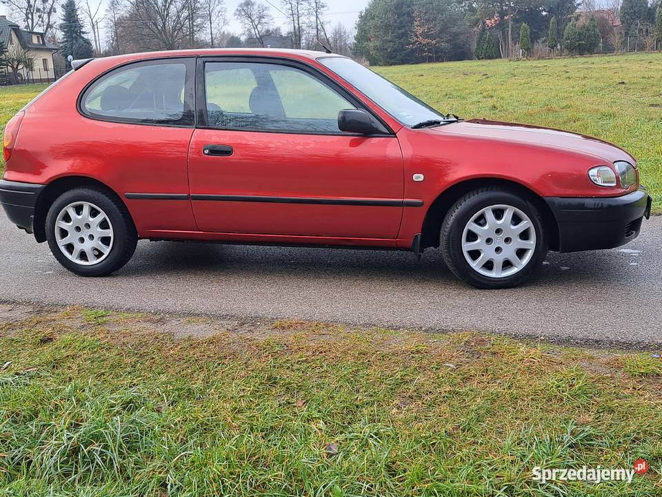 Sprzedam ładną Toyota corolla 14 benzyna 2000r Żyrardów