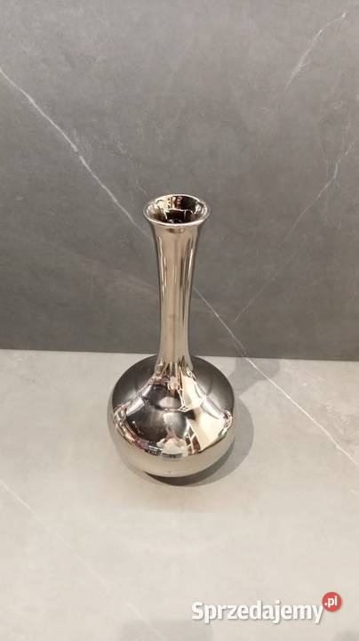 WAZON ze szkła w klasycznym kształcie srebny