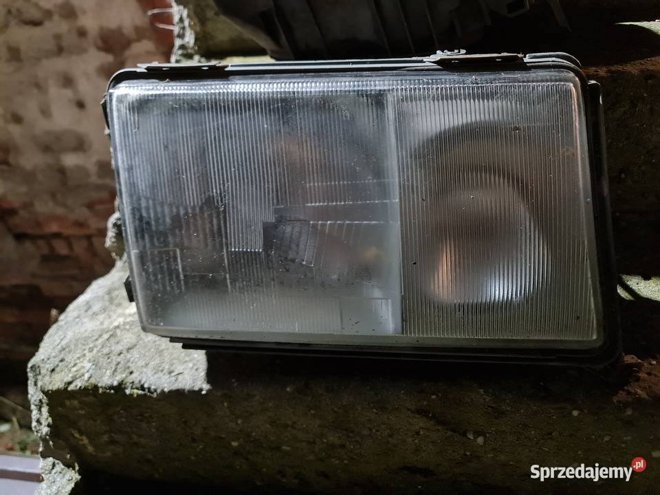 Lampa prawa mercedes w124 Żory