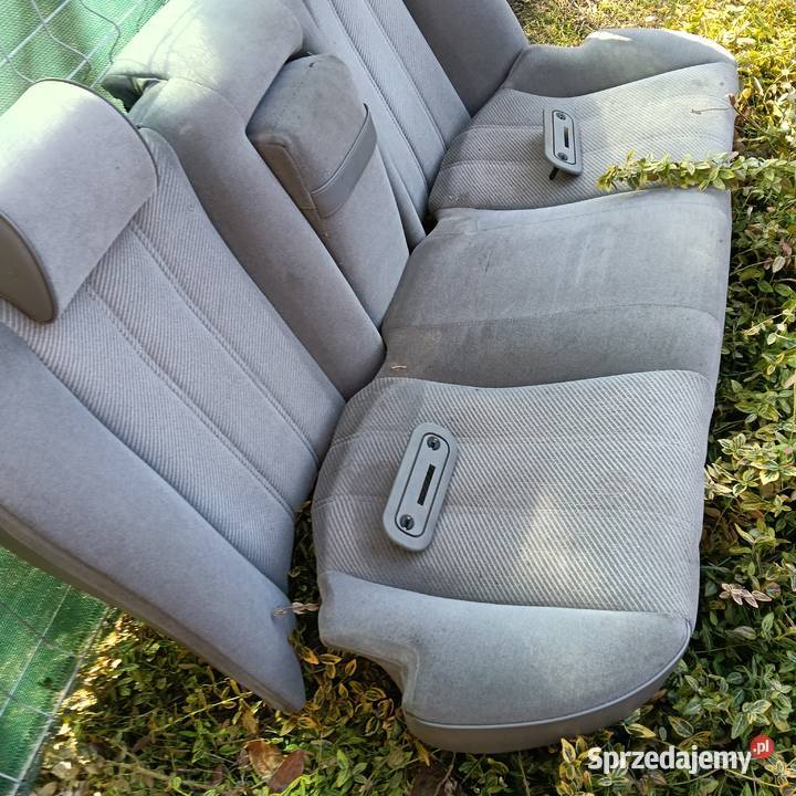 BMW e34TYLNA KANAPA Jasno szara Jastrzębia Góra