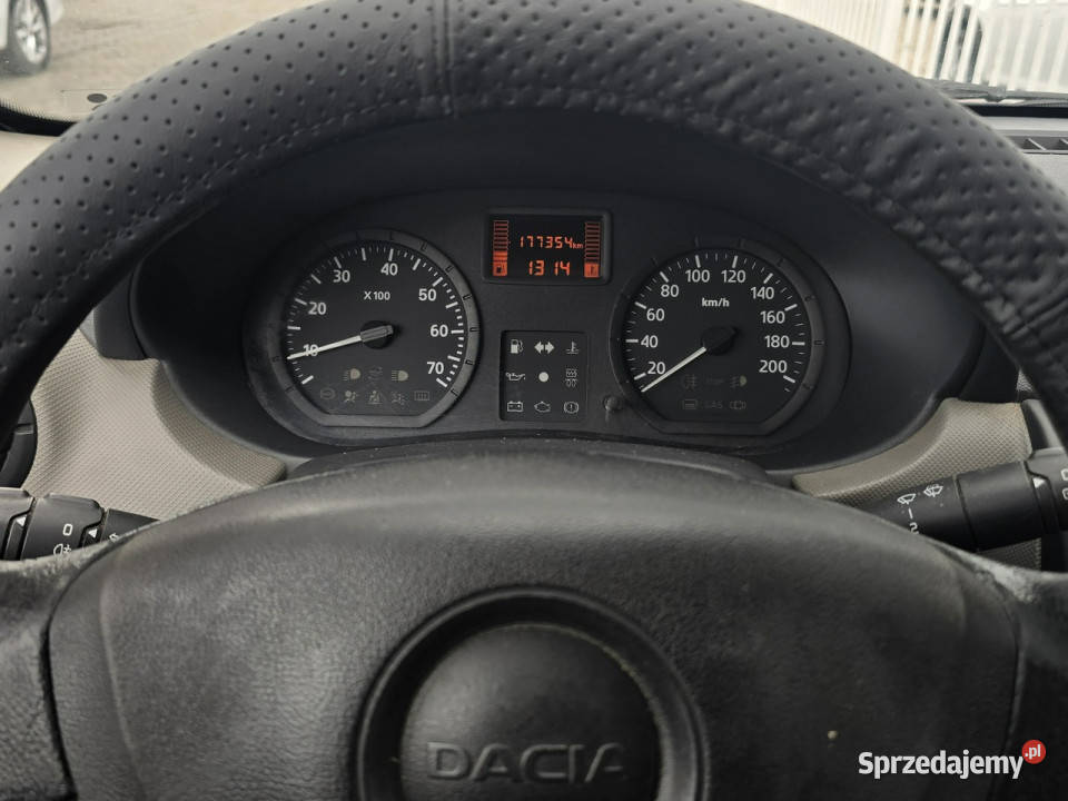Dacia Sandero 12 75 Benzyna Jeden właściciel 10