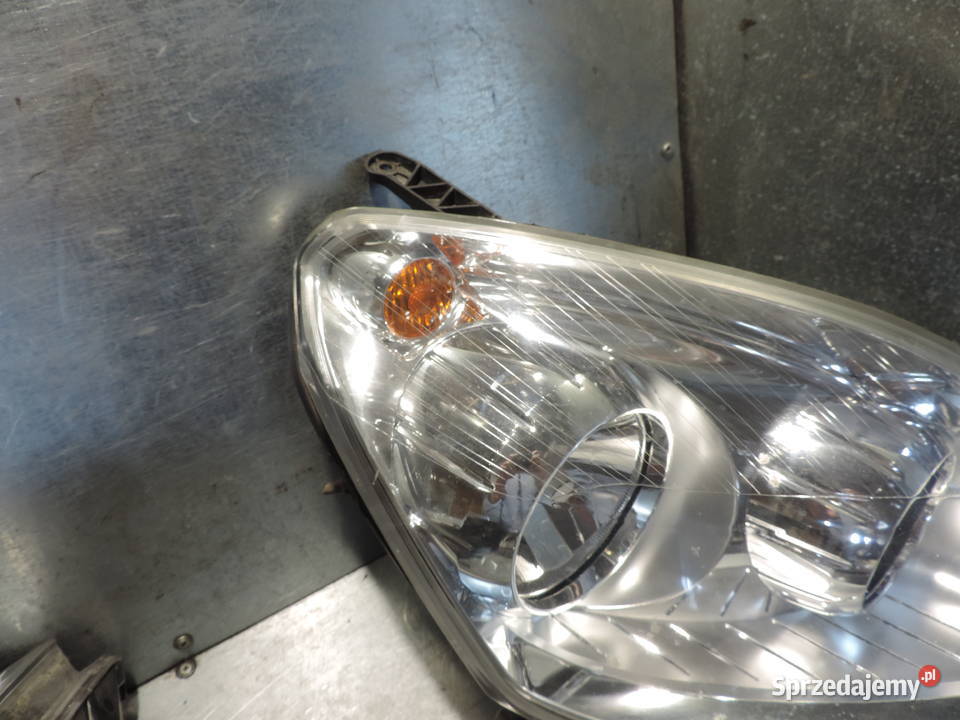 OPEL ZAFIRA B LAMPA PRAWA PRZEDNIA PRZÓD sprzedam