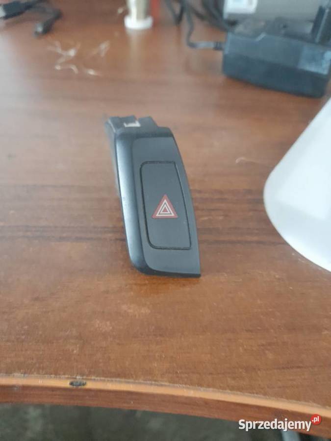Audi A4 S4 B8 Przycisk świateł awaryjnych Ziębice