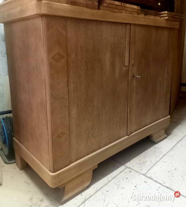 Kredens bufet dębowy Mirsk sprzedam