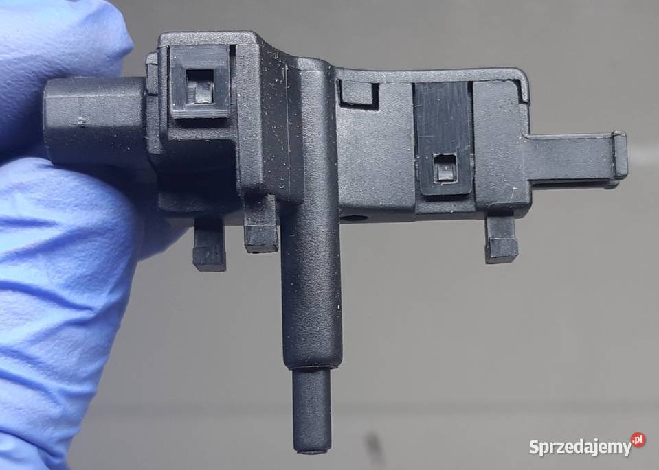 WŁĄCZNIK ŚWIATEŁ COFANIA MERCEDES W124 W202 W210 Mielęcin