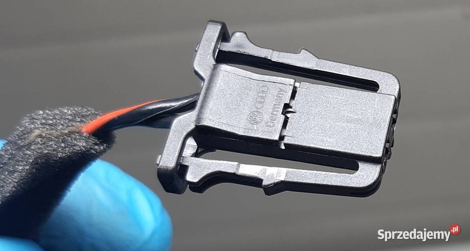 GŁOŚNIK OSŁONA TRÓJKĄT PRAWY VW GOLF 5 PLUS Mielęcin