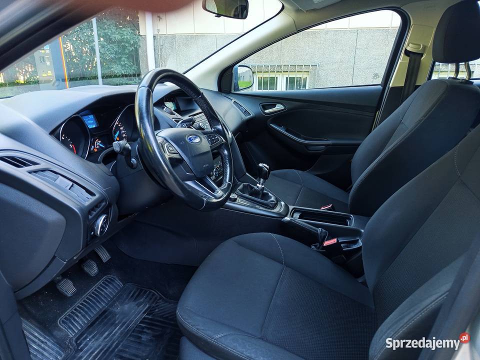 Ford Focus III 15 Tdci 95 Polift srebrny łódzkie