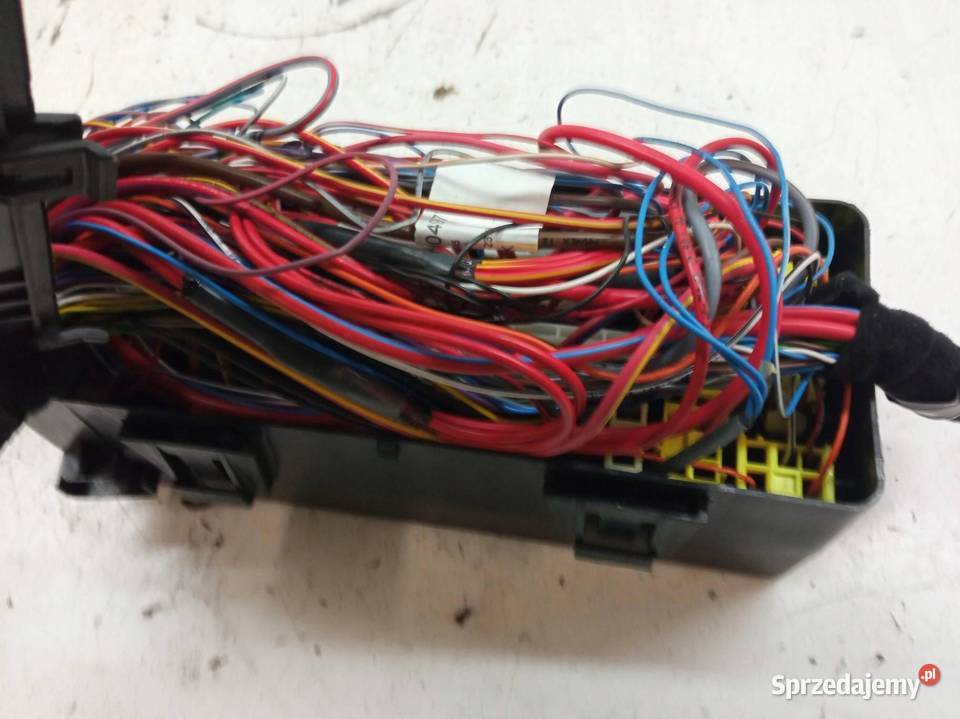 SKRZYNKA BEZPIECZNIKÓW 670030497 30 B 410