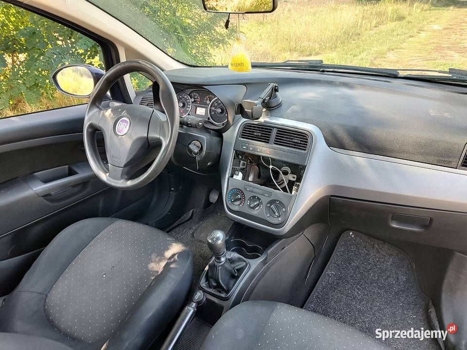 FIAT GRANDE PUNTO 12 BENZYNA Leszno