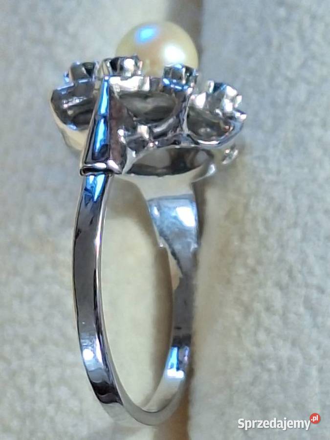 Pierścionek srebrny z perłą p835 elegancki Gdańsk