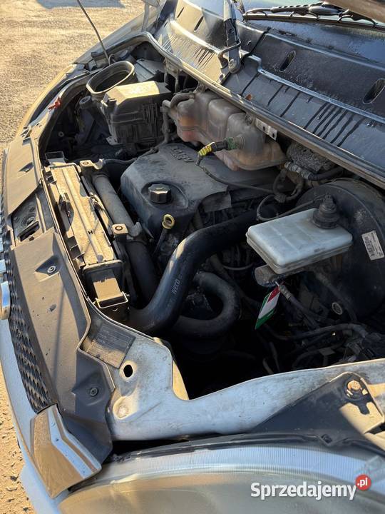 Iveco Daily 35C15 DOKA 7 Osób Wywrotka 30 Hak Wrocław