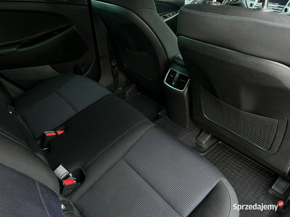 Hyundai Tucson 17CRDi 141 Comfort NAVI światła przeciwmgielne Hyundai Piotrków Trybunalski sprzedam