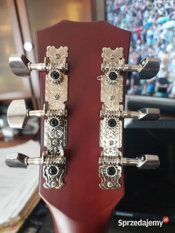 Gitara akustyczna 6 strunowa z akcesoriami flamenco