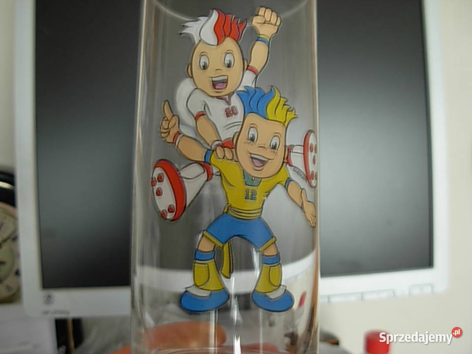 Szklanki do napojów nowe 11 sztuk z logo Euro Porcelana i szkło Gdynia sprzedam