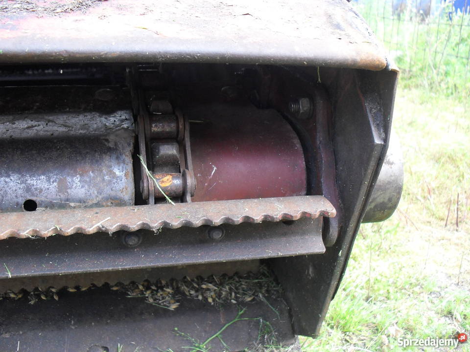 Podajnik pochyły gardziel do Bizon ZO56 nieuszkodzony Włodary