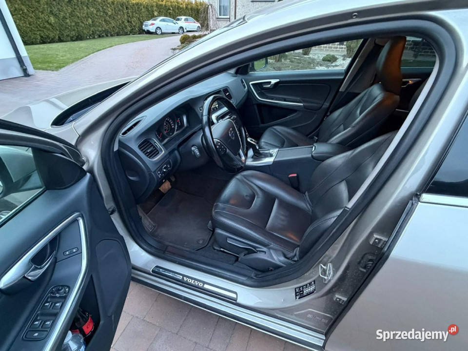 Volvo V60 Perfekcyjny Automat Bezwypadkowy I nawigacja Rzeszów