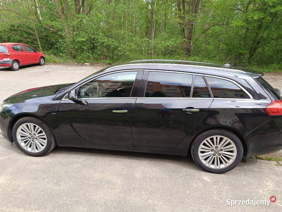 Opel Insignia 14 Turbo 140 COSMO Xenon Kombi sprzedam