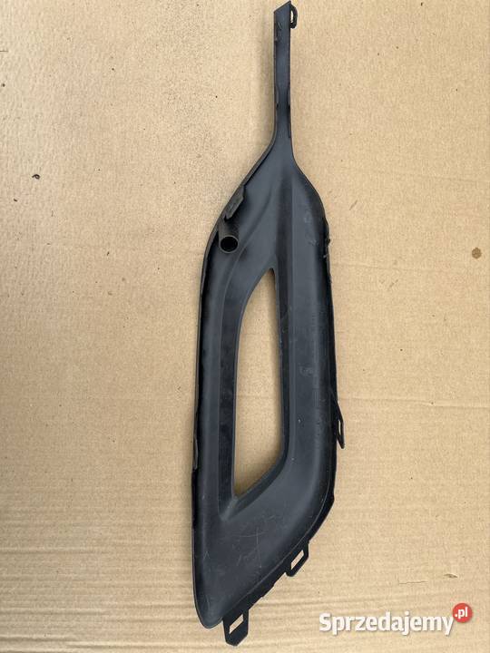 OPEL ZAFIRA C LIFT PRAWA KRATKA ZDERZAKA Pozostałe