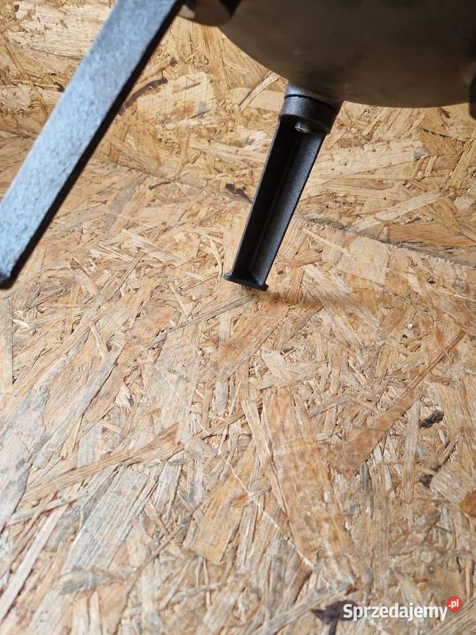 Kociołek stojący żeliwny garnek KlonBerg 8 l