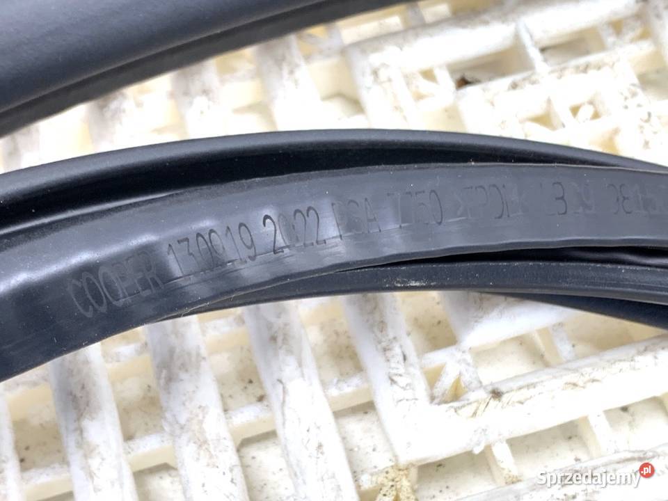 USZCZELKA DRZWI TYŁ LEWA OPEL GRANDLAND SUV Części samochodowe