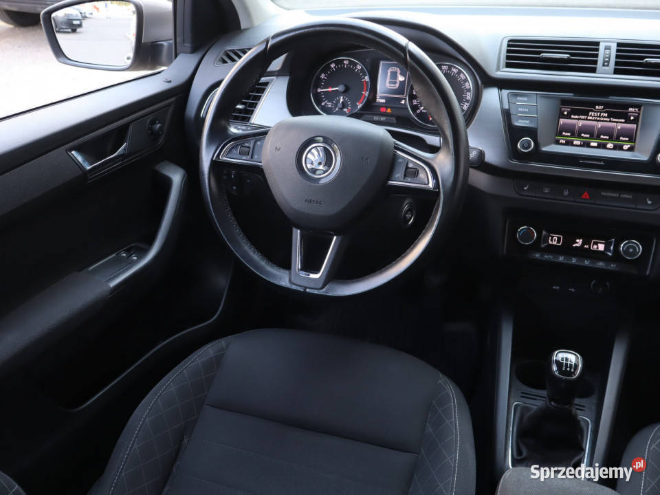 Skoda Fabia 10 TSI gniazdo USB Katowice