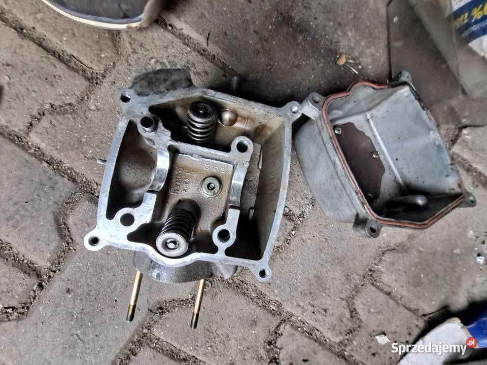 Głowica z zaworami I pokrywą kymco grand dink Rybnik