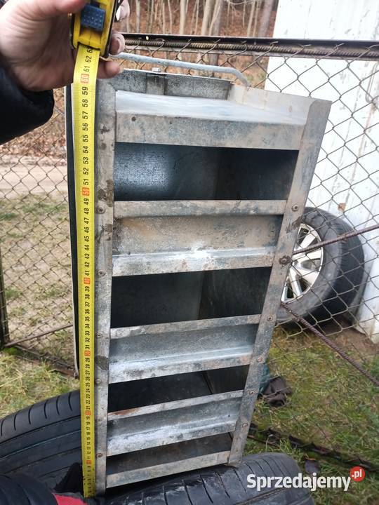 Skrzynka ocynkowana na akumulator Zelewo