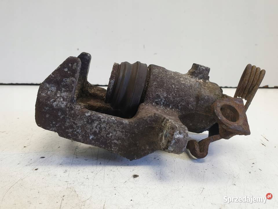 VW Golf IV PRAWY ZACISK HAMULCOWY tył PASAŻERA Chełm