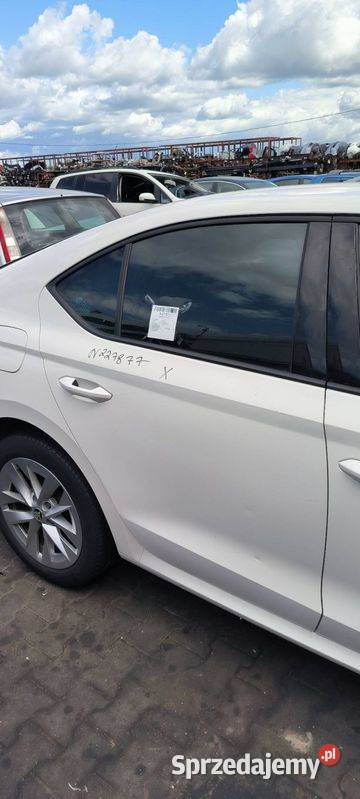 DRZWI PRAWE TYŁ SKODA OCTAVIA IV LF9E ORYGINAŁ Lipno