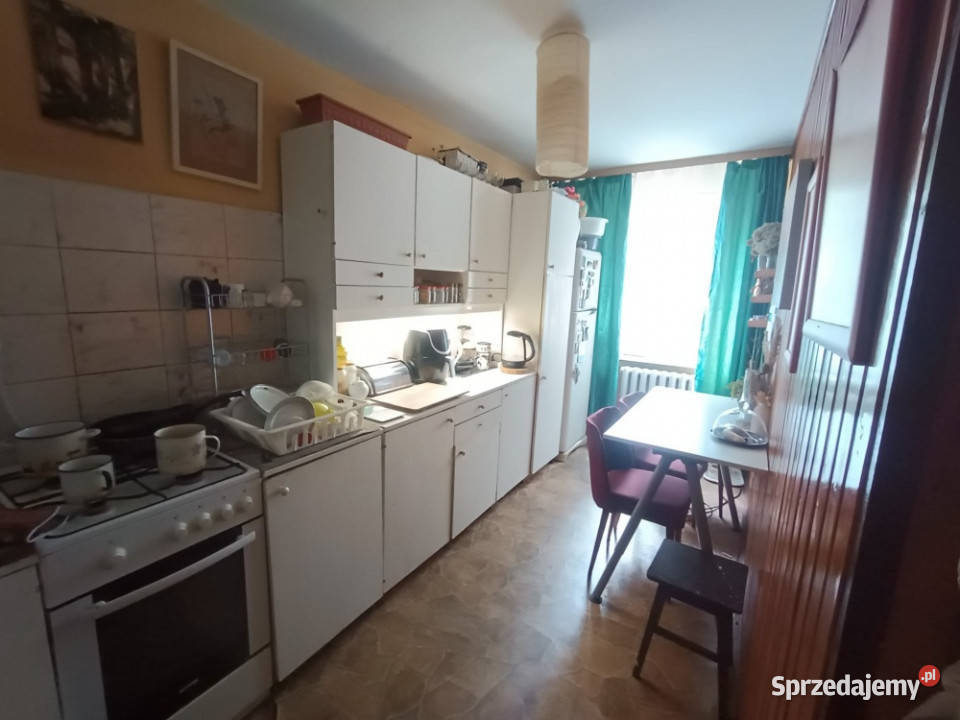 Przestronne mieszkanie w Bieńczycach z piwnicą Kraków