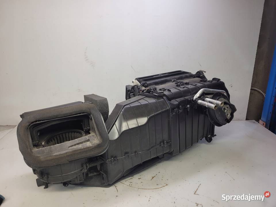 NAGRZEWNICA KOMPLETNA AUDI A8 D4 4H1820005H Przystajń