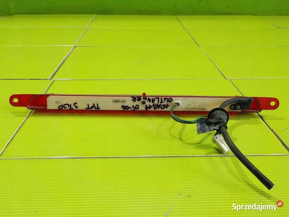 MITSUBISHI OUTLANDER I 05r swiatlo lampa STOP sprzedam