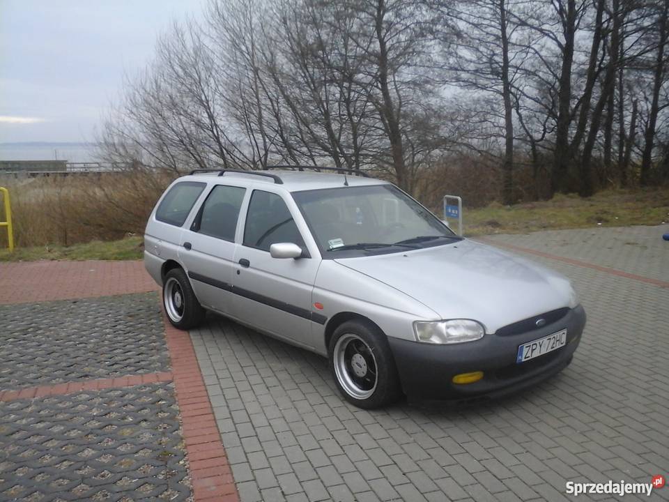 Ford escort 16 16v 98 r Kombi zachodniopomorskie Koszalin