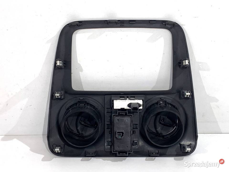 KRATKA NAWIEWU PRZÓD DACIA DOKKER 682606882R Kratki nawiewu podkarpackie