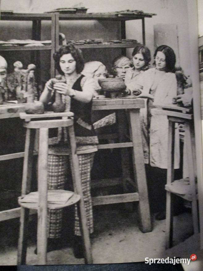 Architektura i budownictwo PRL architektura Książki naukowe i popularnonaukowe Książki naukowe i popularnonaukowe łódzkie Łódź