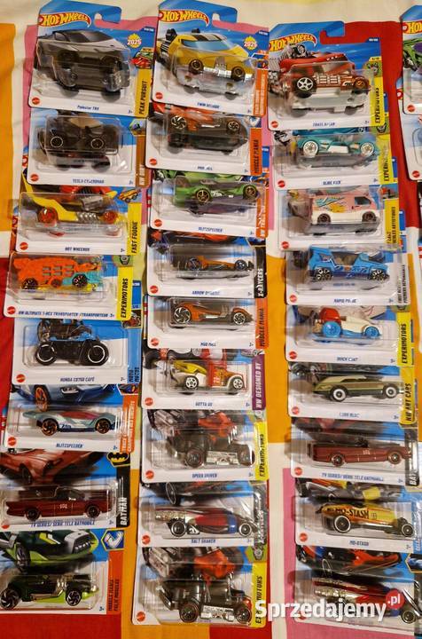 Samochody Hot Wheels 45 zestaw Gliwice sprzedam