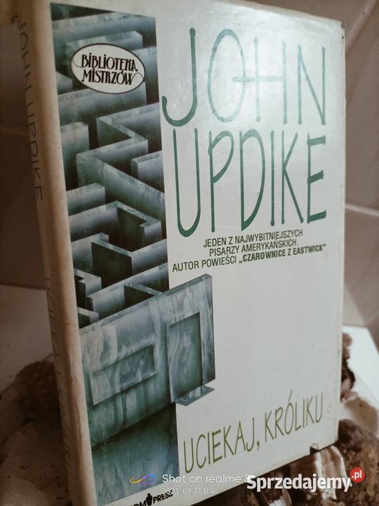 Uciekaj króliku Updike książki prezenty unikat księgarnia
